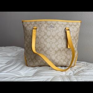 Coach purse